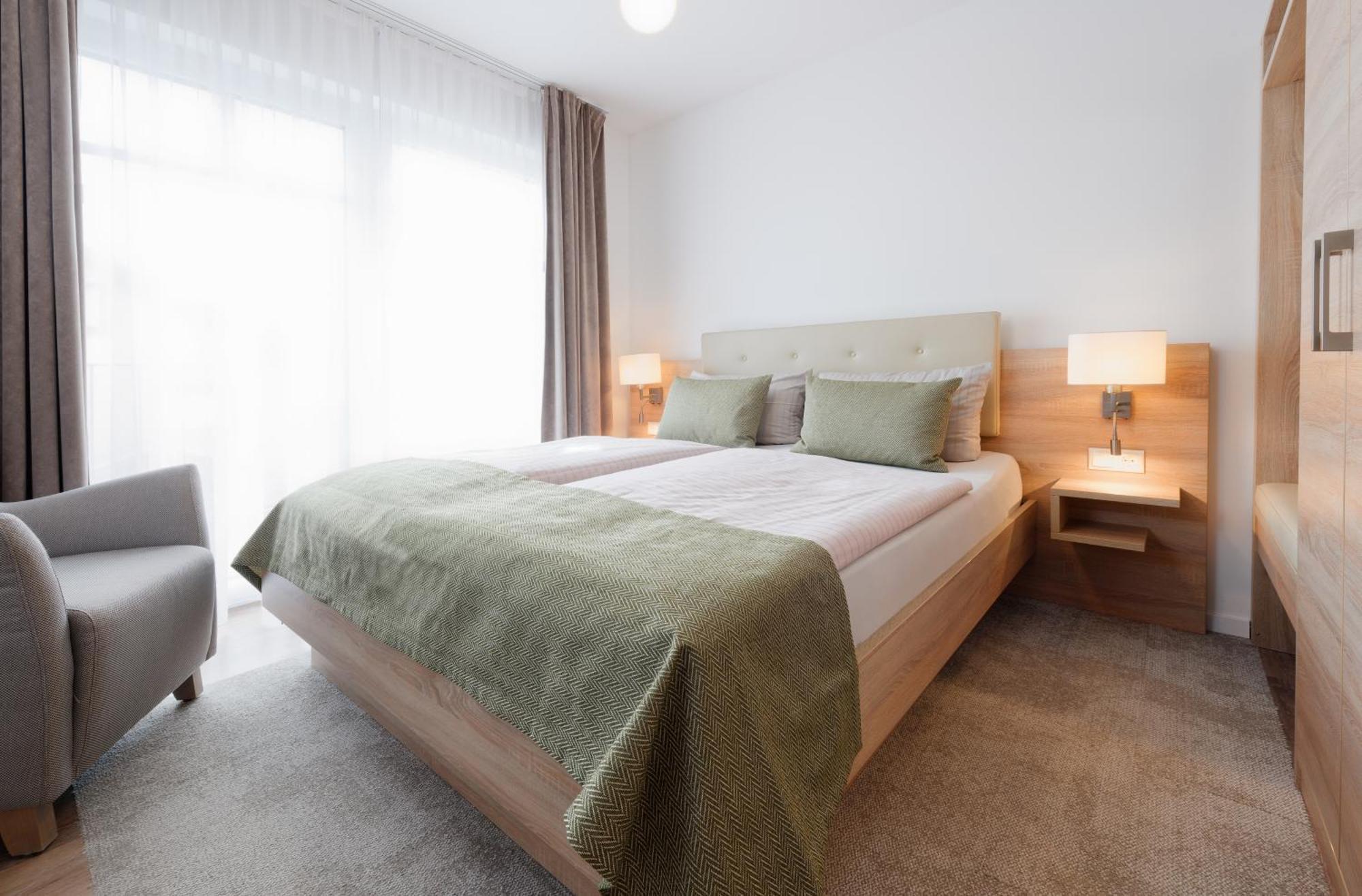 Hotel Schluister Park Carolinensiel Extérieur photo